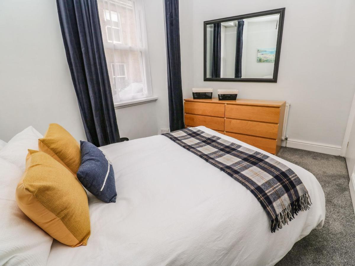 Hidden Door Apartment เพนแซนซ์ ภายนอก รูปภาพ